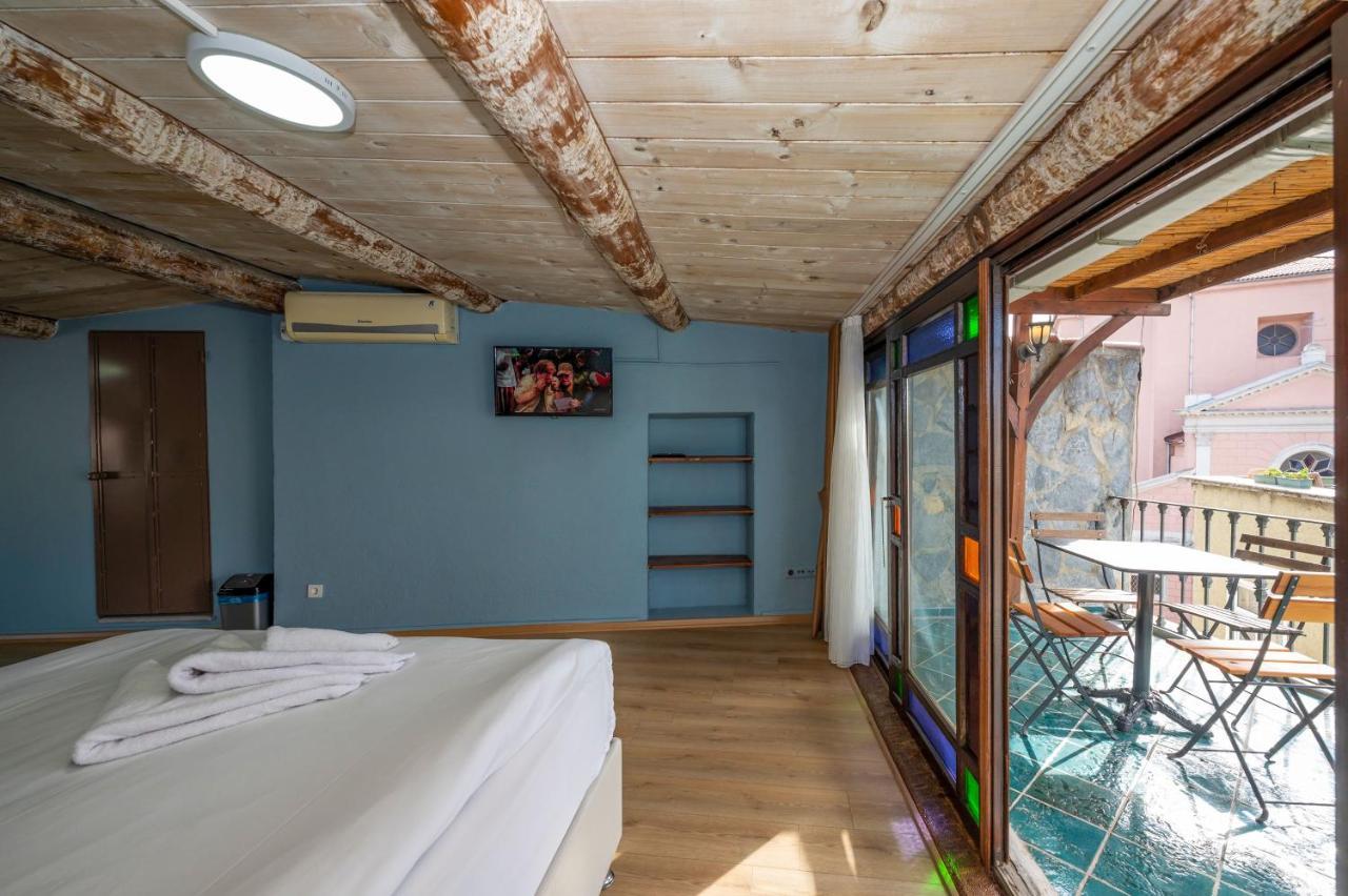 Taksim Antique Hotel Istanbul Exterior photo